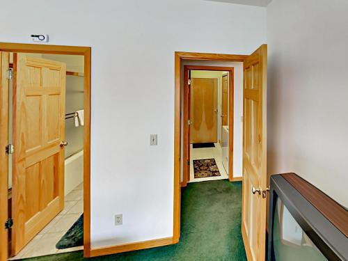 Snake River Village #20 Townhouse