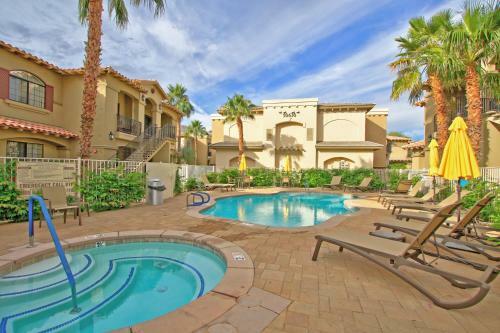 1 Bedroom Condominium In La Quinta, Ca (#clr105)