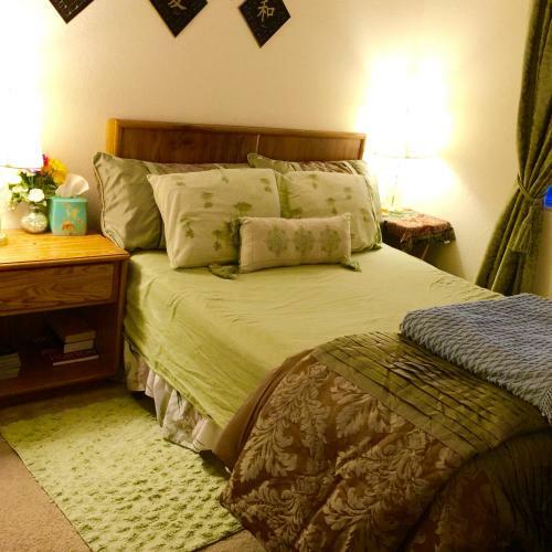 Bed & Breakfast Cozy-quiet Guest Room
