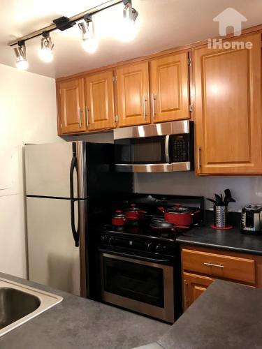 Rochester Apartment In Westwood 18
