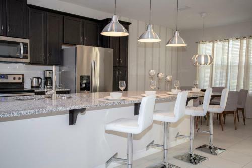 Gorgeous 3 Bd Home W/ Pool And Surf Park @ Solara Resort