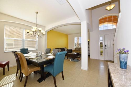 Six-bedroom Cabello Villa #411