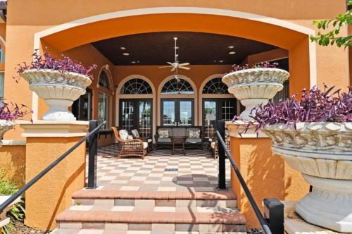 Six-bedroom Cabello Villa #411