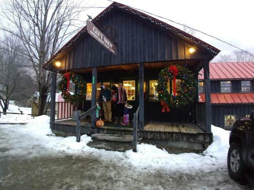 Little Brook House At Echo Lake