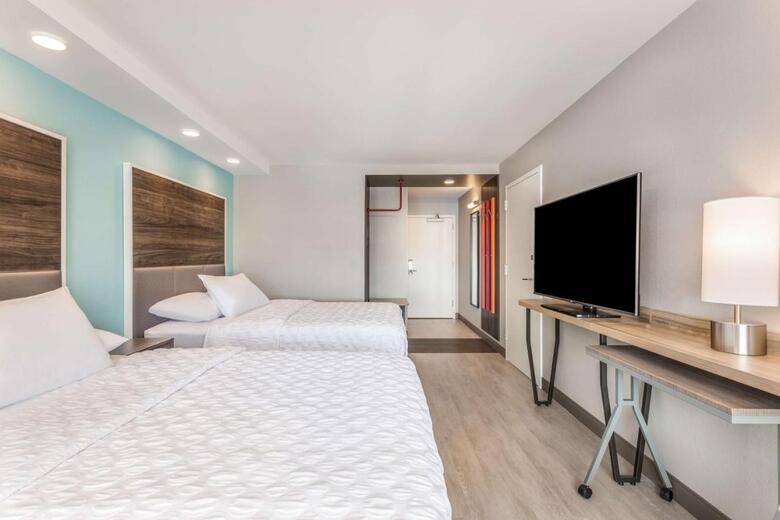 Hotel Tru By Hilton Madison West