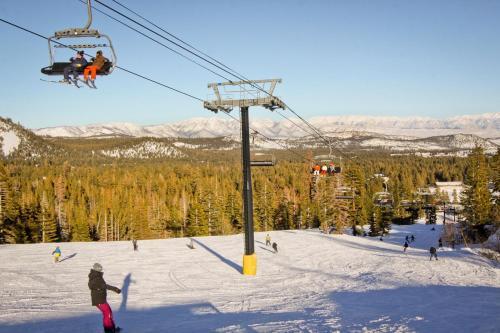 Snowcreek 233