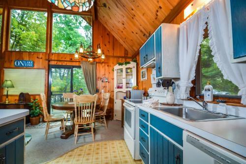 Woodhaven Four-bedroom Holiday Home