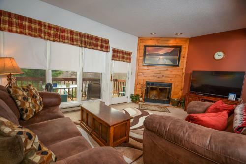 Deep Creek Village #29 Three-bedroom Townhome