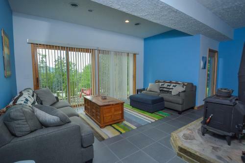 Moon Tower Four-bedroom Holiday Home