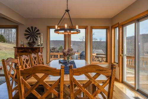 Infinite View Five-bedroom Holiday Home