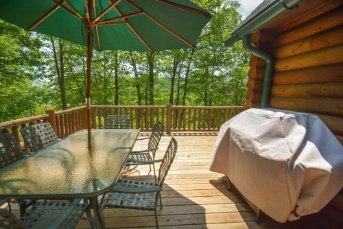 Old Bruin's Den Four-bedroom Holiday Home
