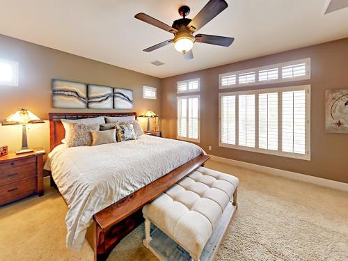 E Sandia Circle Home Home