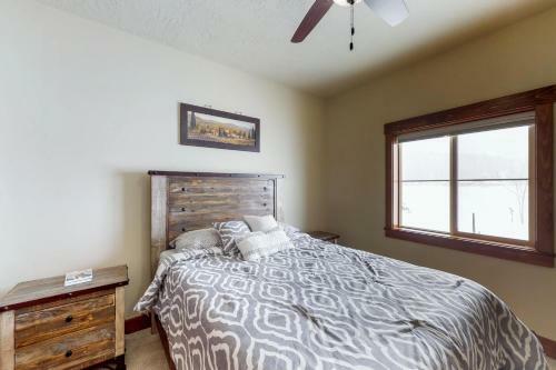 Mountain View Family Cabin