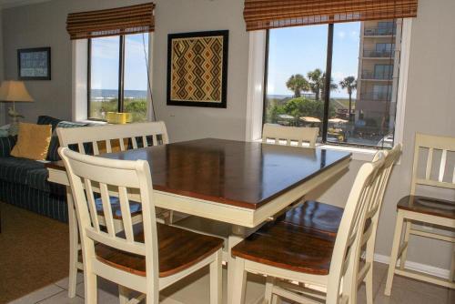 Apartamento Chateau By The Sea J1 Condo