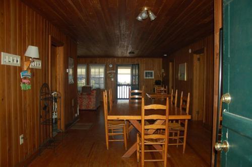2052-1 Carol Inn, Downstairs Home