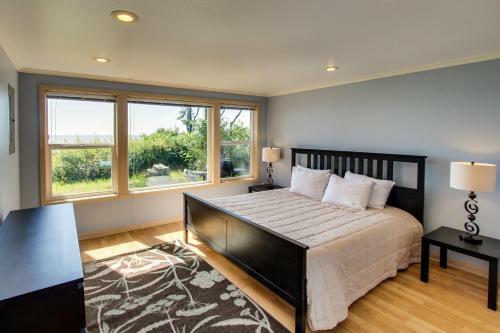 Agate Beach Oceanfront Lodge