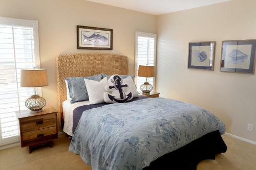 1400 South Bayfront 5 Bedroom Home