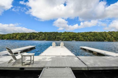 The Haven Eight-bedroom Holiday Home
