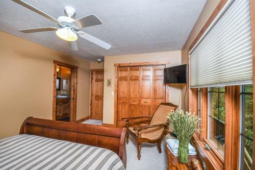 Bears Lair Four-bedroom Holiday Home