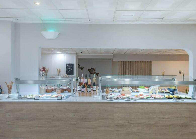 Aparthotel Fergus Club Carema Splash