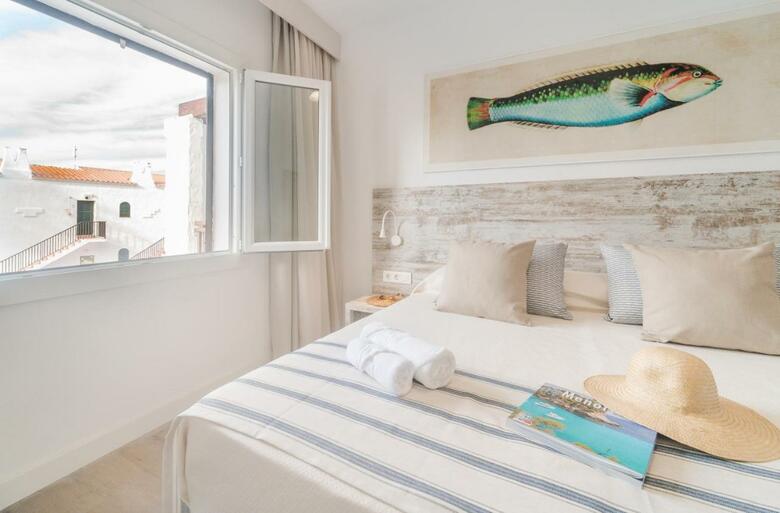 Aparthotel Fergus Club Carema Splash