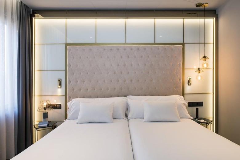 Hotel Barcel� Ourense