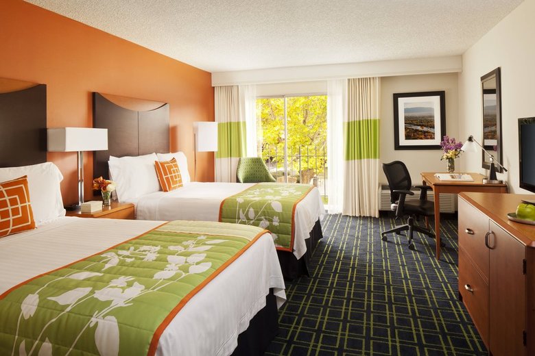 Hotel Fairfield Inn University Area