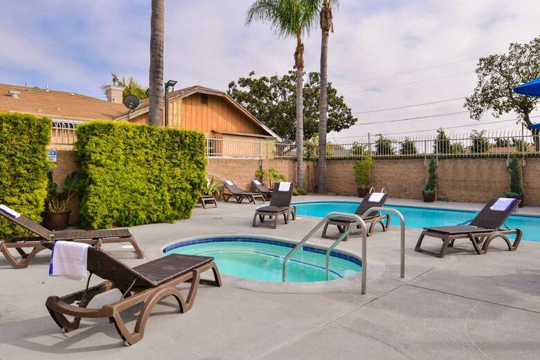 Best Western Airpark Hotel