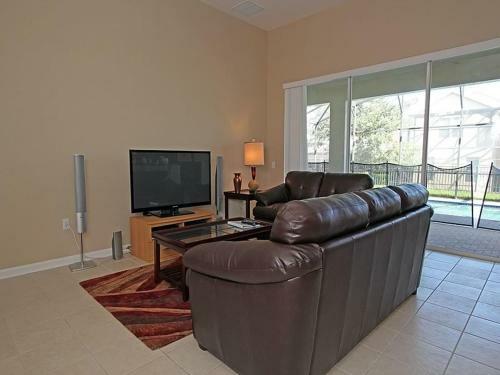 Tosteth Street Villa 7769