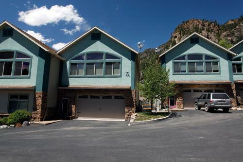 Peregrine Point 106 Townhouse