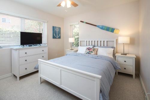 5430 R - 738647 - Mandalay Green Reef House