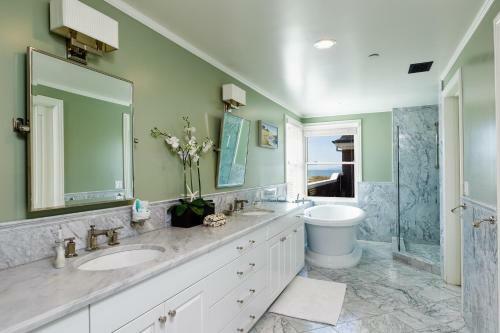 1621mbr - 906566 Hamptons West On Oxnard Shores