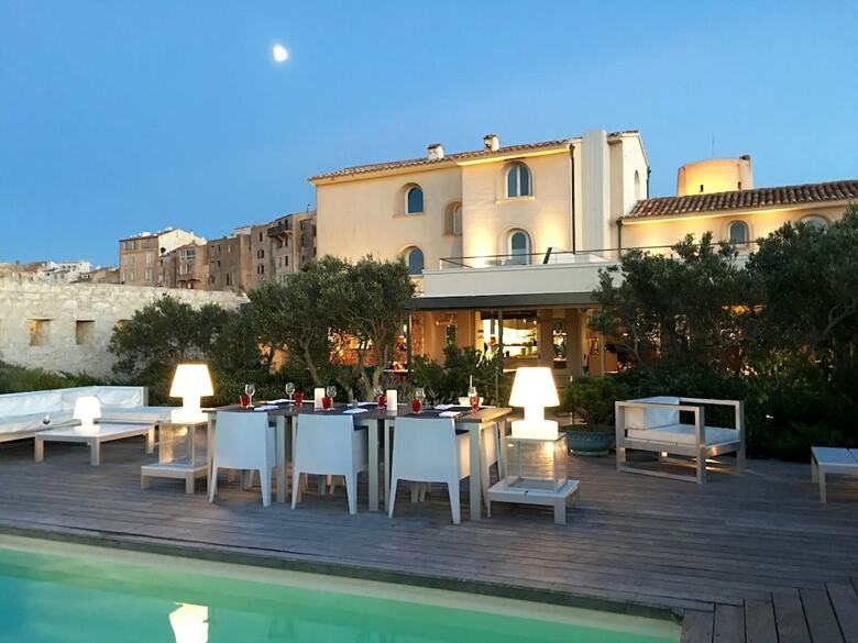 Hotel Genovese