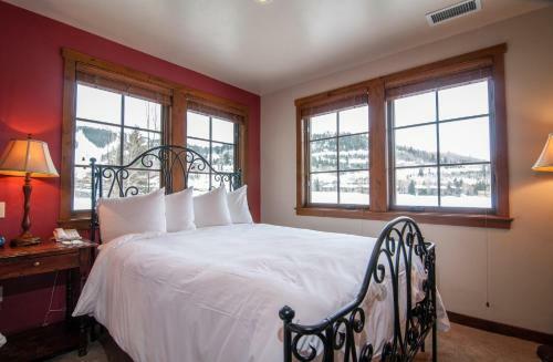 Silver Baron Lodge - Two Bedroom Condo - Deer Valley