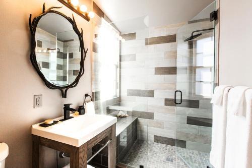 Apartamento Historic Charmer With Balcony On Main