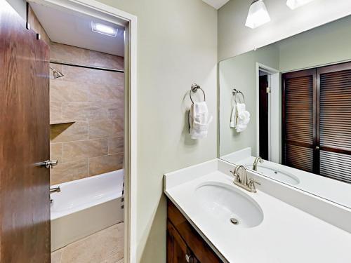 2148 Apache Trail Townhouse #11