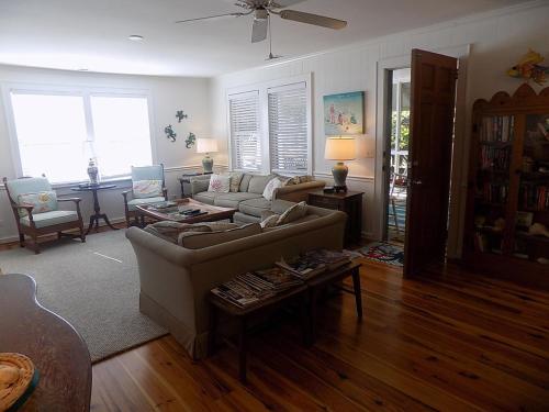 King Fens Inn Home