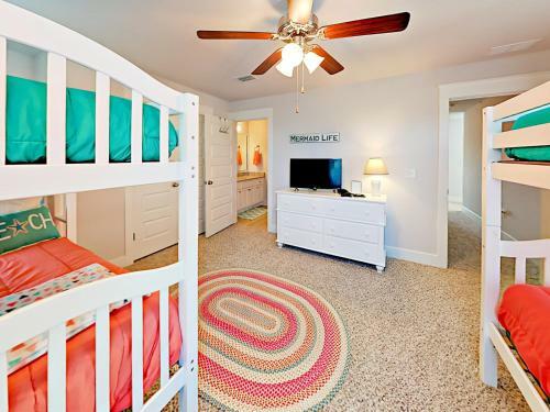 Tropical Retreat Double Gate Home Home