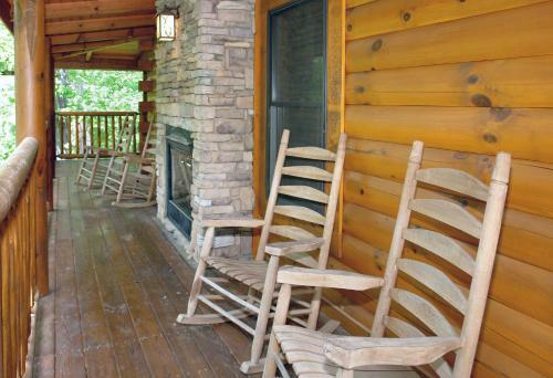 Skinny Dippin' #261 - Two Bedroom Cabin