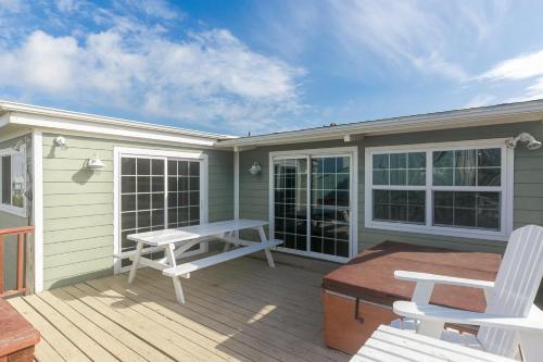 622 N Palimino Drive Home