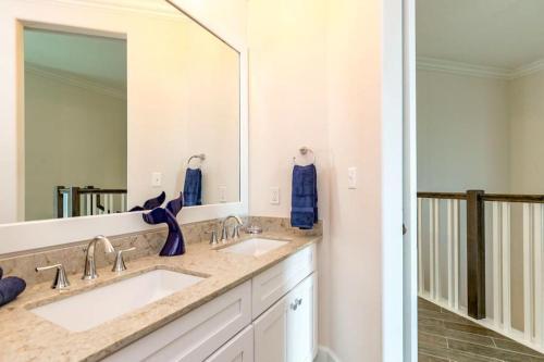 Apartamento 137 Palmilla Circle Condo Unit 303