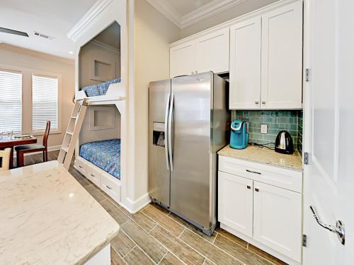 Apartamento 137 Palmilla Circle Condo Unit 104