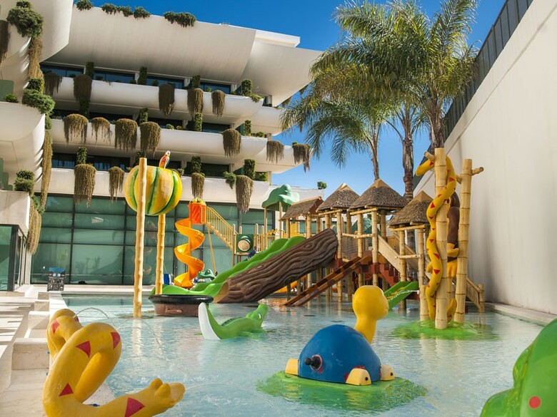 Hotel Deloix Aqua Center