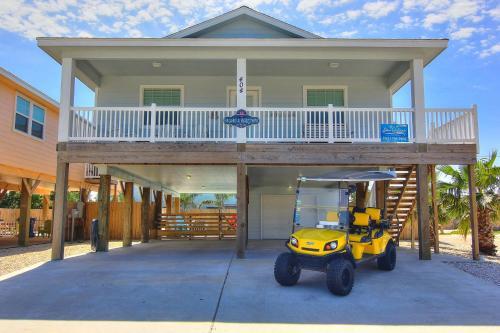 Bikini's And Martini's El404 Home