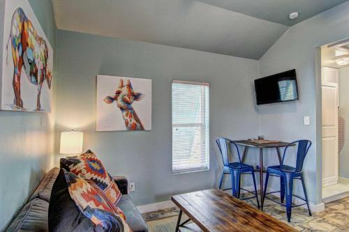 Seafoam Cottage