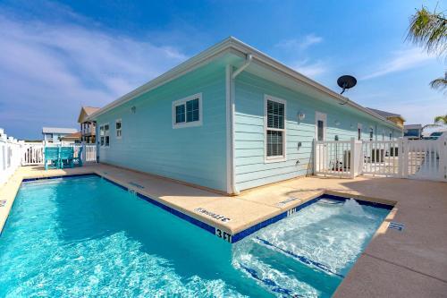 Island Time 101 Townhouse