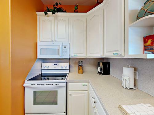 Beachy Keen - Five Bedroom Home