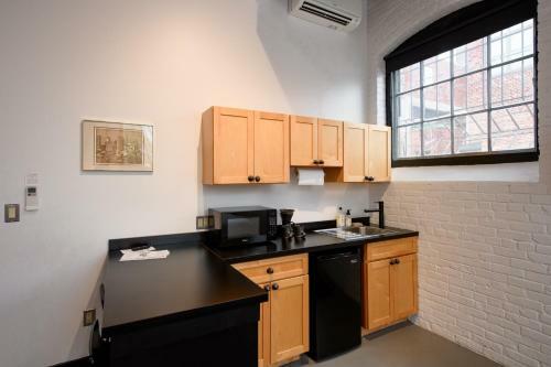 Bed & Breakfast Dye House Lofts