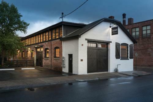 Bed & Breakfast Dye House Lofts
