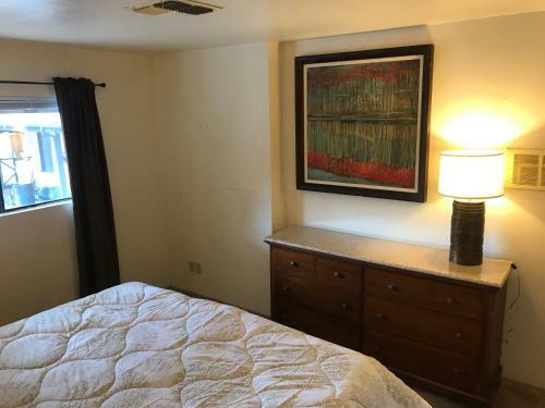 Gordon James Motel